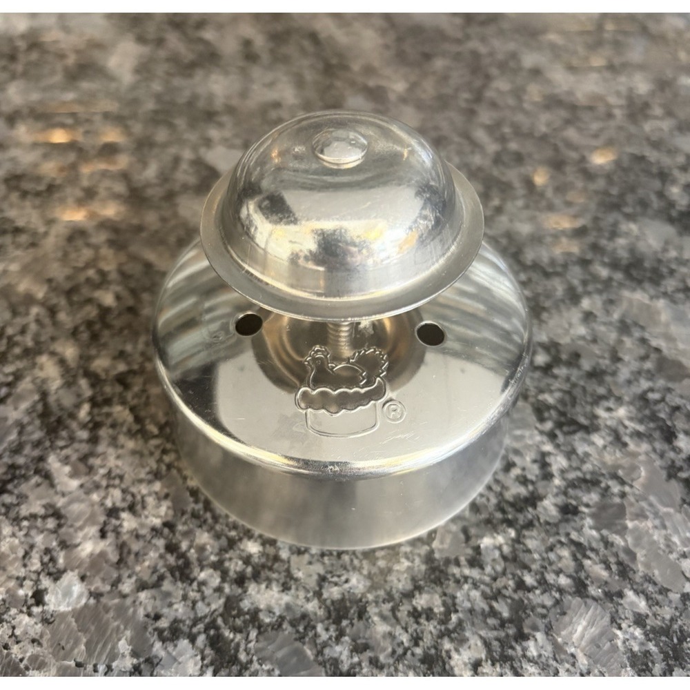 The Pampered Chef Cut-N-Seal 3" Stainless Steel Sandwich Tart Pastry Crimp/Seal